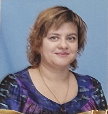 Педагогический работник Красноперова Елена Владимировна.